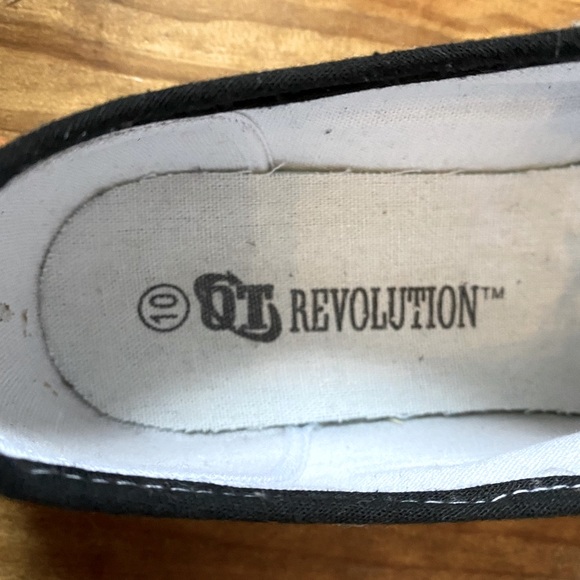 Men’s OT Revolution Sneakers - Picture 6 of 7